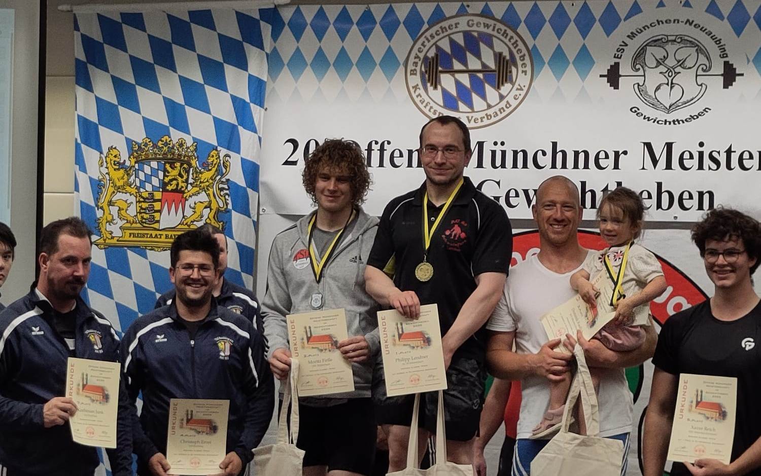 Siegerehrung M&auml;nner -94 kg
